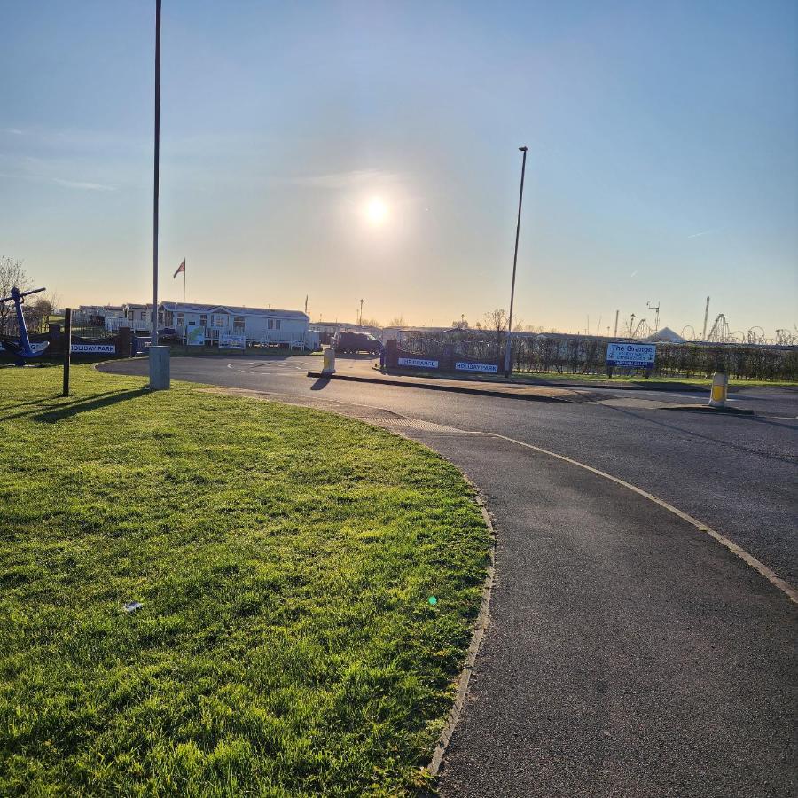 3 Bedroom Caravan At The Grange Holiday Park, Chapel Road Ingoldmells Addlethorpe Экстерьер фото
