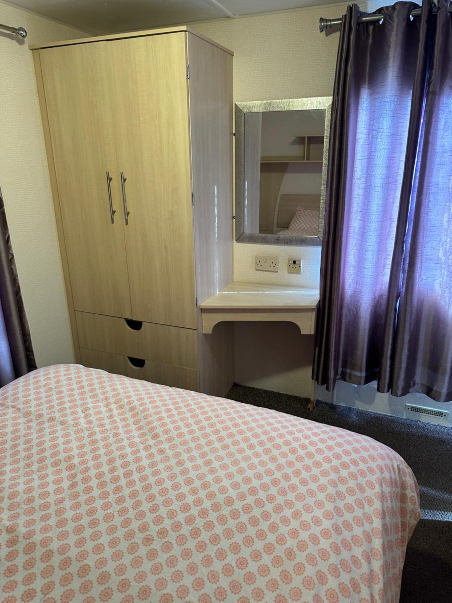 3 Bedroom Caravan At The Grange Holiday Park, Chapel Road Ingoldmells Addlethorpe Экстерьер фото